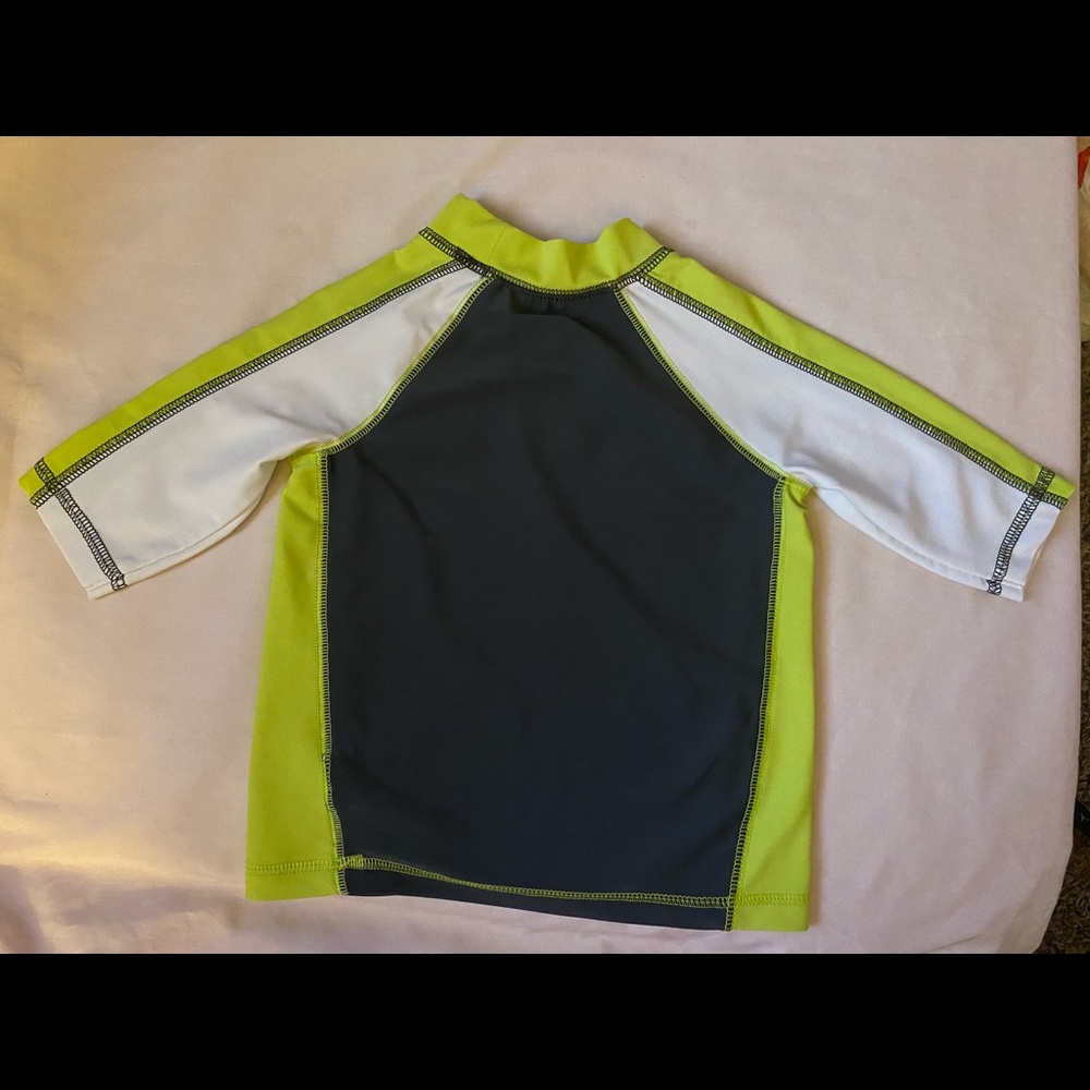 Circo Infant boy Gray/Lime/White Rash Guard Swim Shirt 18 months
